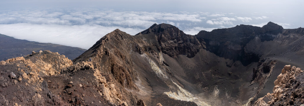 Crat&egrave;re au sommet du volcan Pico do Fogo, Cap-Vert