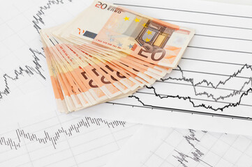 Exposed: Capturing the Visual Impact of the Economic Meltdown