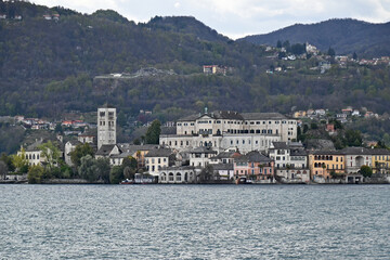 Fototapeta na wymiar Il Lago d'Orta e l'Isola di San Giulio - Piemonte
