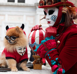 Carnavale di Venezia il cane e la mascara