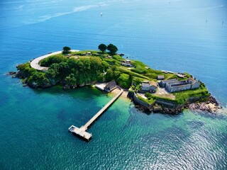 Fototapeta premium An aerial shot of the Drake's Island