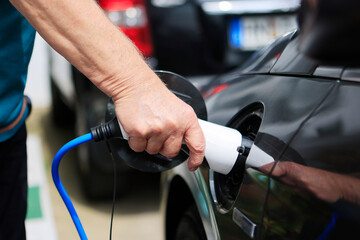 E-Mobility, Recharging an electric car