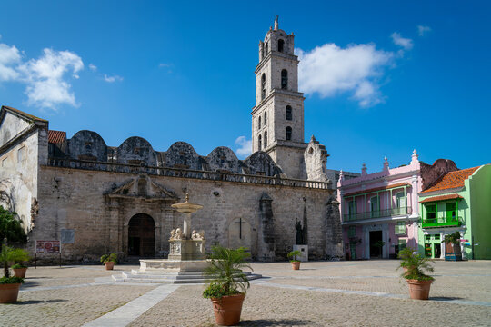 San Francisco de Asis at Plaza de San Francisco, Havana old town, Cuba