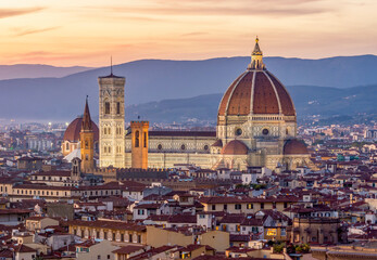 Florence Cathedral (Duomo) over city center at sunset, Italy - obrazy, fototapety, plakaty