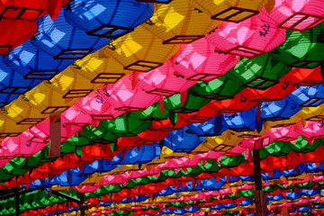 Fototapeta na wymiar Colorful Chinese lanterns