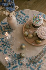 Fototapeta na wymiar Orthodox easter cakes and eggs