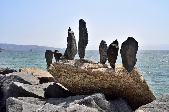 STONE BALANCING