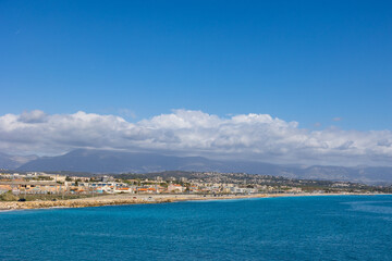 Naklejka na ściany i meble Panorama sur la côte jusqu'à Nice depuis le sentier du Fort Carré à Antibes