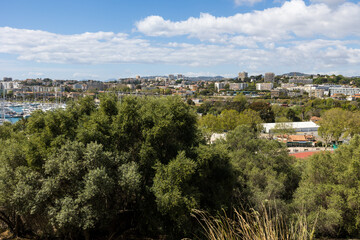 Fototapeta premium Ville d'Antibes depuis les remparts du Fort Carré