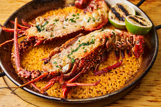 langosta a horno  con arroz de coco