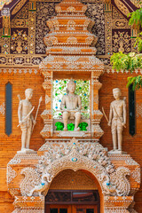 Chiang Mai, Thailand. Wat Lok Moli. Statue of King Kuena.