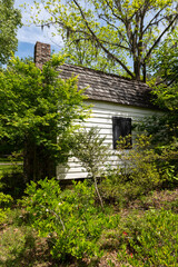 Naklejka na ściany i meble Charleston, South Carolina, USA - April 10, 2023: Slave Cabin at the historic Magnolia Plantation in Charleston, South Carolina.