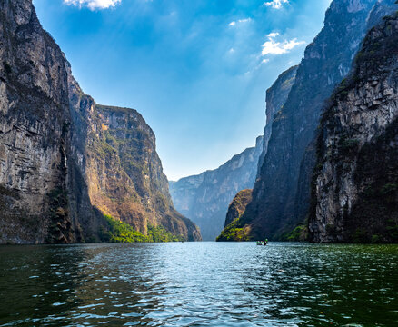Ca&ntilde;&oacute;n del Sumidero en Chiapas, M&eacute;xico