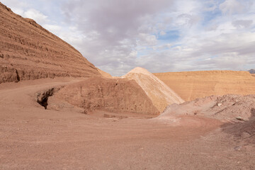 Road  leading down to the deep blue Hidden Lake near the Timna park,surrounded by mountains near Eilat city, Arava Valley, southern Israel