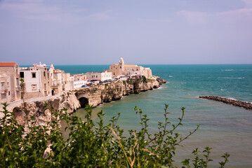 Fototapeta na wymiar Vieste town on sea coast in southern Italy in summer