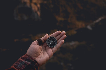 Compass, navigational compass, travel compass, lost compass,