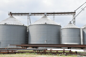 Obraz premium Grain Bins