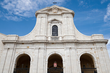 Fototapeta na wymiar Facciata della basilica di Bonaria a Cagliari (CA) - Italia