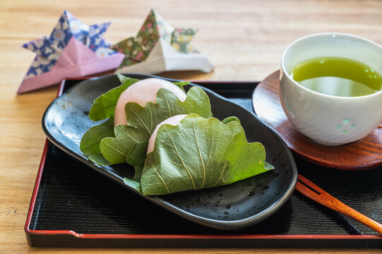 かしわもち Images – Browse 1,125 Stock Photos, Vectors, and