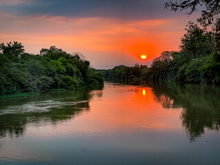 Fototapeta na wymiar Sunset at The River