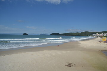 Fototapeta na wymiar beautiful beach in the sea of brazil