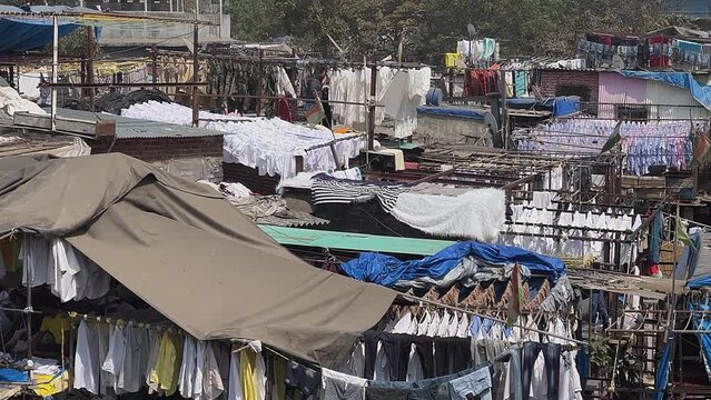 Dhobi ghat Mumbai, Dharavi slums laundry area, street view, Maharashtra
