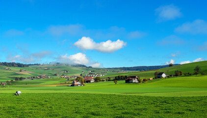 Fototapeta na wymiar Gemeinde Biglen im Bern-Mittelland, Kanton Bern (Schweiz)