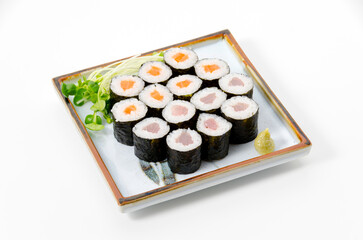 マグロとサーモンの細巻き