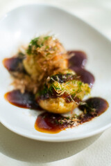  	手作りタコ焼きとソース