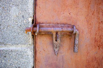 錆びた古い施錠