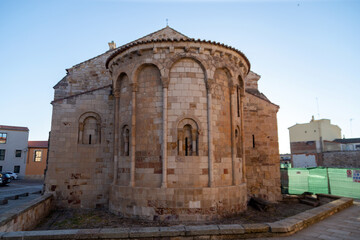 Fototapeta premium Ábside de la iglesia románica de Santa María la Nueva (siglo XII). Zamora, Castilla y León, España.