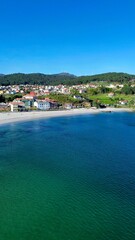 Foto con dron en una playa de Galicia.