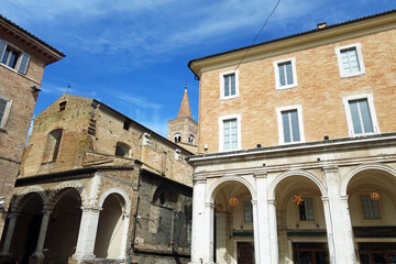 Fototapeta na wymiar Urbino Piazza della Repubblica