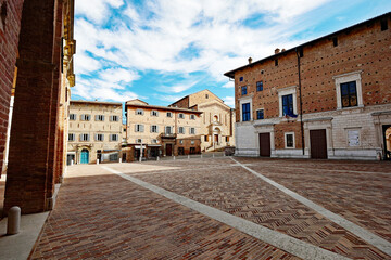 Urbino Piazza Duca Federico