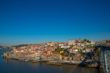 Fototapeta na wymiar Postales de Oporto, Porto, Portugal