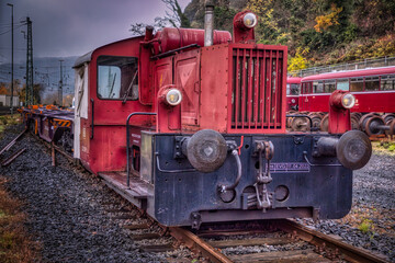 Alte Diesellokomotive mit Eisenbahner Nostalgie