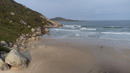 Praia Paradisíaca Tropical Ondas Moçambique Florianópolis Floripa Santa Catarina Ilha Magia Pedras Costão Pesca Pescadores Rancho Natureza Paisagem Areia Dunas Oceano Atlântico Floresta Reserva Natura