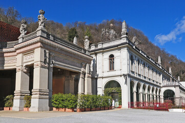 Obraz premium San Pellegrino Terme, il palazzo delle terme e casinò - Bergamo
