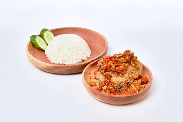 Fototapeta na wymiar fried chicken and chilli sauce in wooden bowl on white background