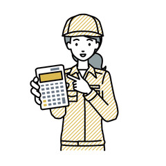 立って電卓を指差してこちらに向けて見せている作業員の女性