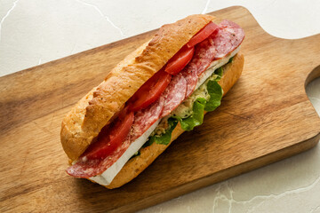 サンドウィッチ　 sandwich with plenty of vegetables 