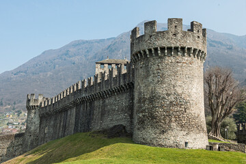 Fototapeta na wymiar Burg in Bellinzona, Kanton Tessin, Schweiz