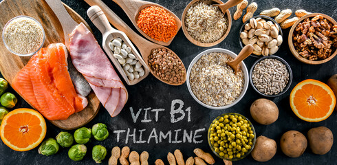 Composition with food products rich in thiamine or vitamin B1