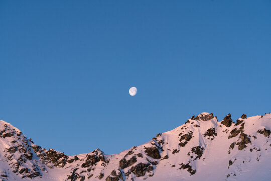 Sunrise hits mountain