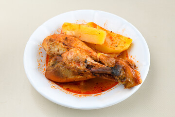 Sauteed chicken with carrots and peas ( Turkish ; Tavuk Sote ) Kori soslu, Kremali Mantarli, Aci soslu Meksika usulu tavuk. Tavuksote.