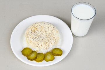 Traditional delicious Turkish food; Turkish style rice pilaf (Turkish name; Arpa sehriyeli. tavuk,...