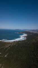 Paisagem Ilha Tropical Lagoa Conceição Florianópolis Floripa Santa Catarina Lago Mar Oceano Atlântico Natureza Verde Céu Sol Verão Veraneio Férias Viagem Viajar Cidade Sul Brasil Mata Atlântica Barcos