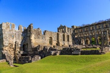 Fototapeta premium England, North Yorkshire, Rievaulx. 13th c. Cistercian ruins of Rievaulx Abbey.