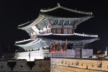 Fototapeta premium 수원화성 장안문야경