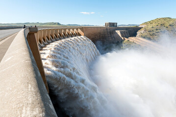 Tourists watching the Gariep Dam overflowing